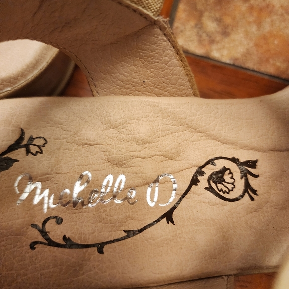 Michelle D Strappy Beige Sandals Size 9 - Picture 11 of 11